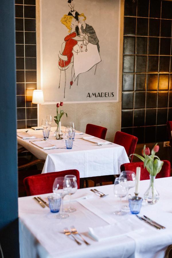 Amadeus Restaurant & Boutique Hotel ウェル エクステリア 写真