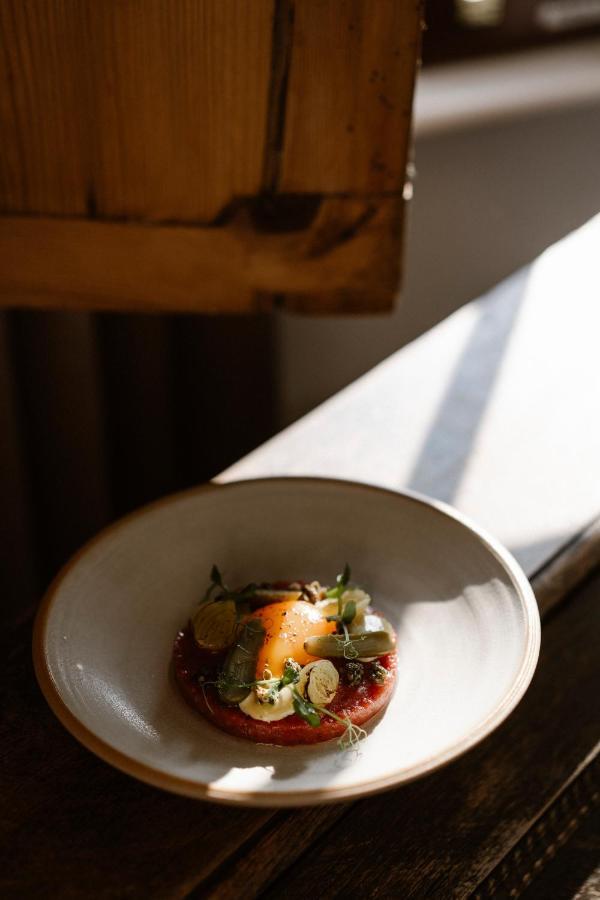 Amadeus Restaurant & Boutique Hotel ウェル エクステリア 写真